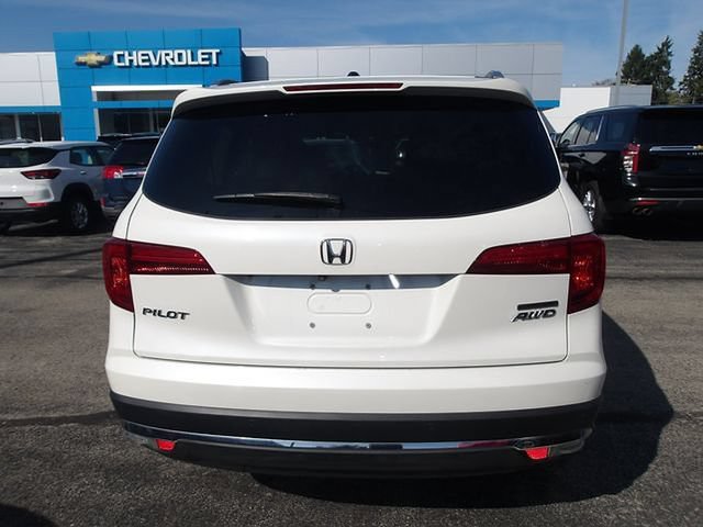 Used 2017 Honda Pilot Touring image 6