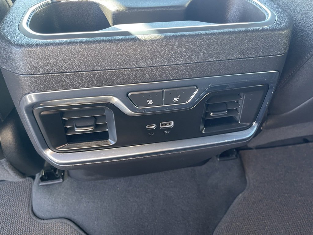 Used 2023 Chevrolet Silverado 1500 High Country image 22