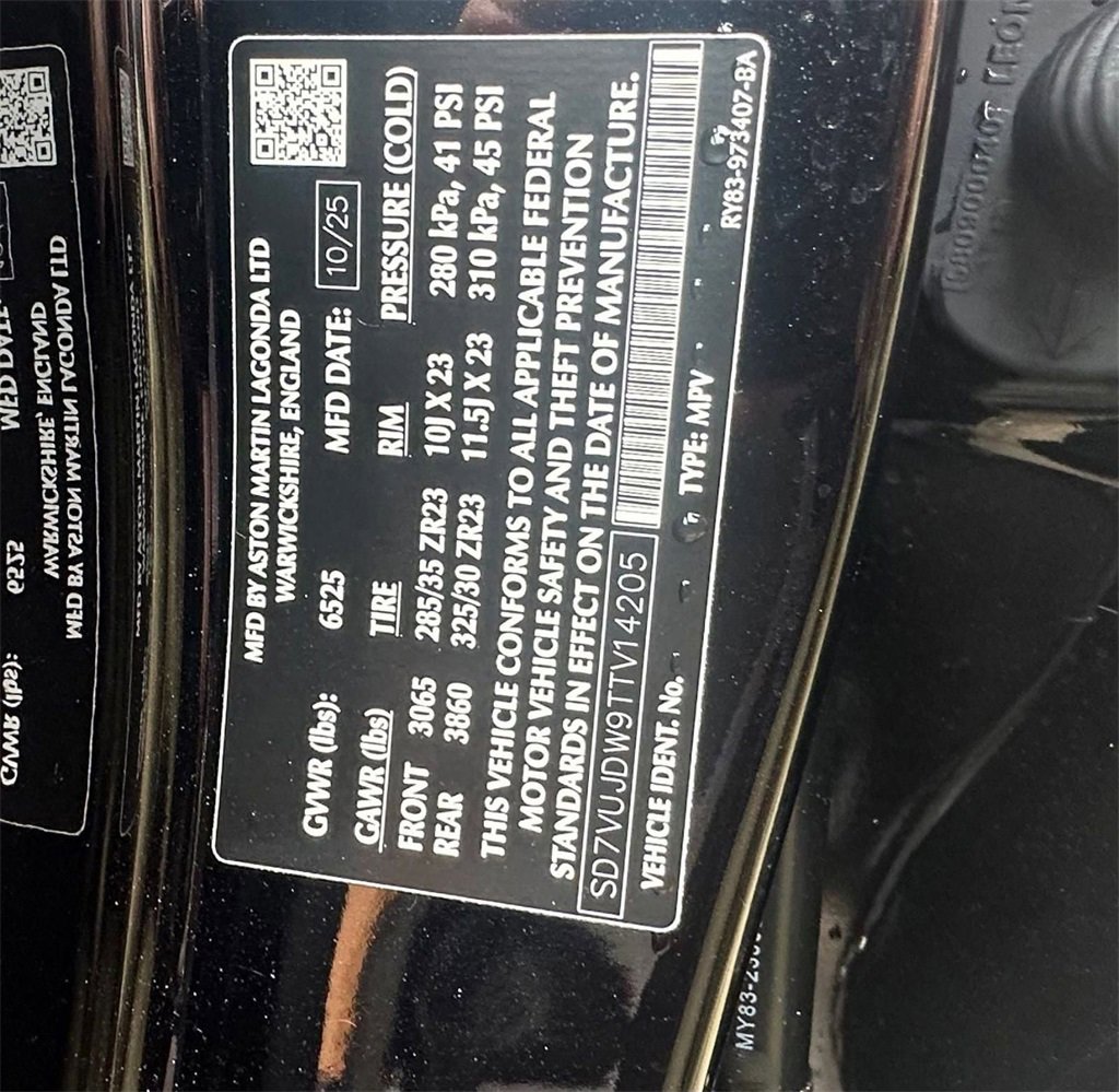 New 2026 Aston Martin DBX 707 image 37