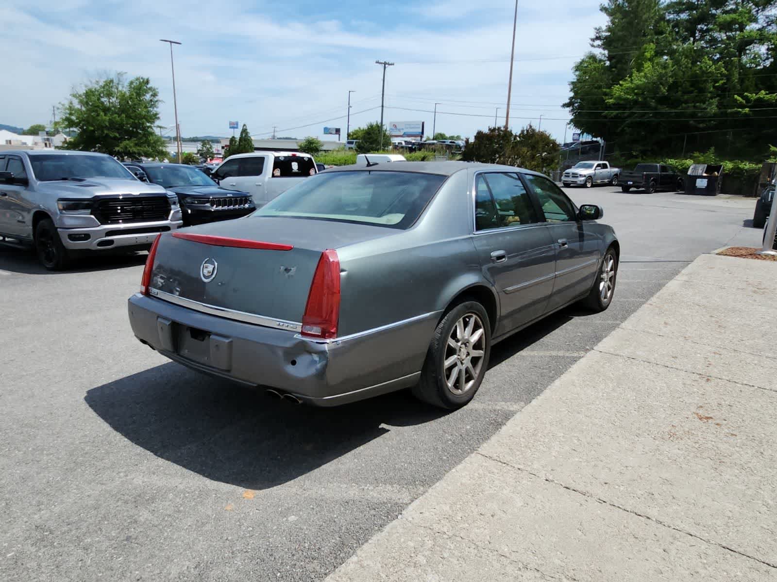 Used 2007 Cadillac DTS Performance FWD image 5