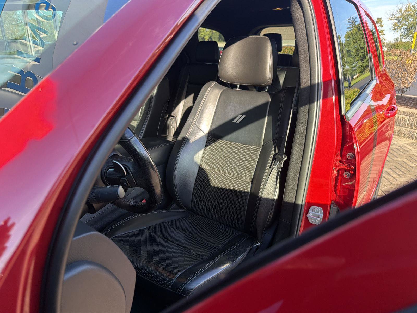 Used 2020 Dodge Durango R/T w/ Blacktop Package AWD/4WD image 15