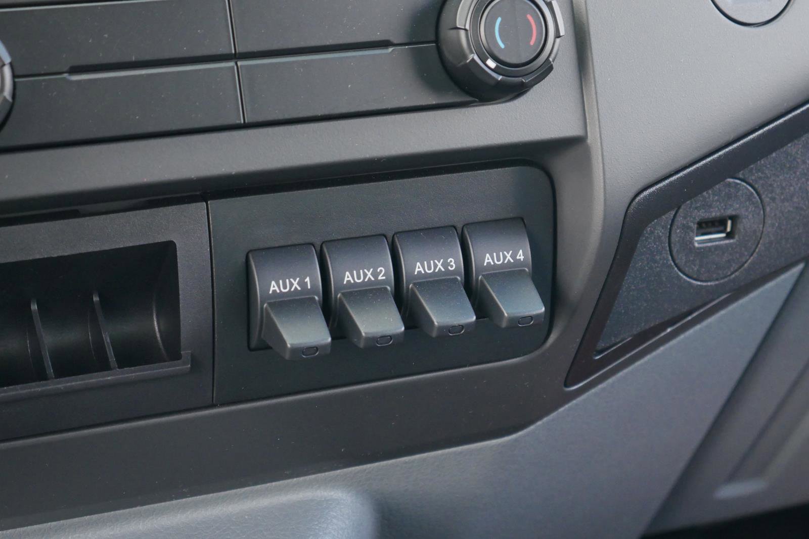 New 2025 Ford F750 2WD Regular Cab Super Duty image 42