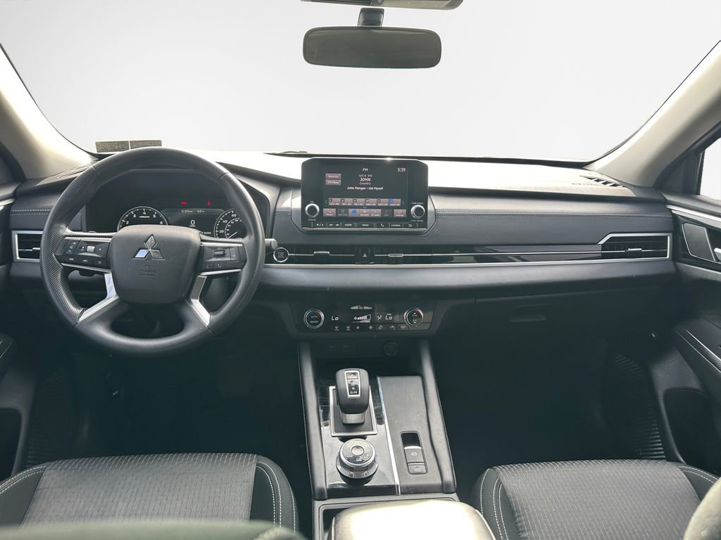 Used 2022 Mitsubishi Outlander ES AWD/4WD image 22