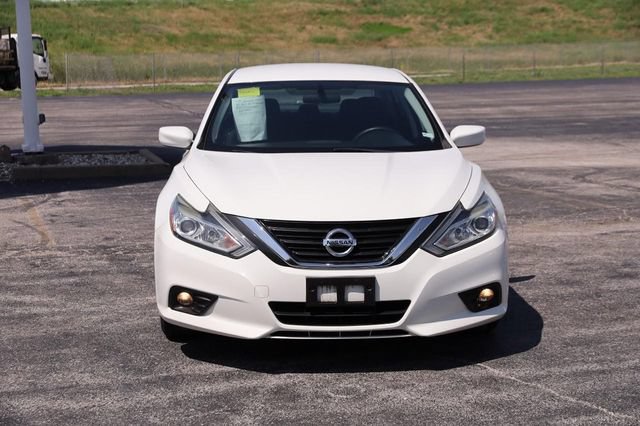 Used 2018 Nissan Altima 2.5 SV FWD image 4