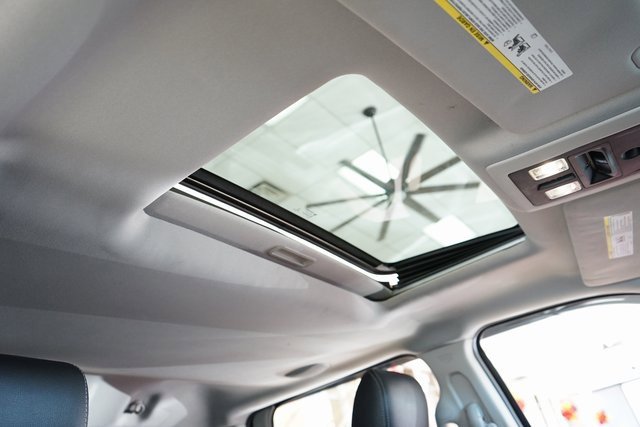 Used 2015 RAM 1500 Sport w/ Sport Premium Group image 10