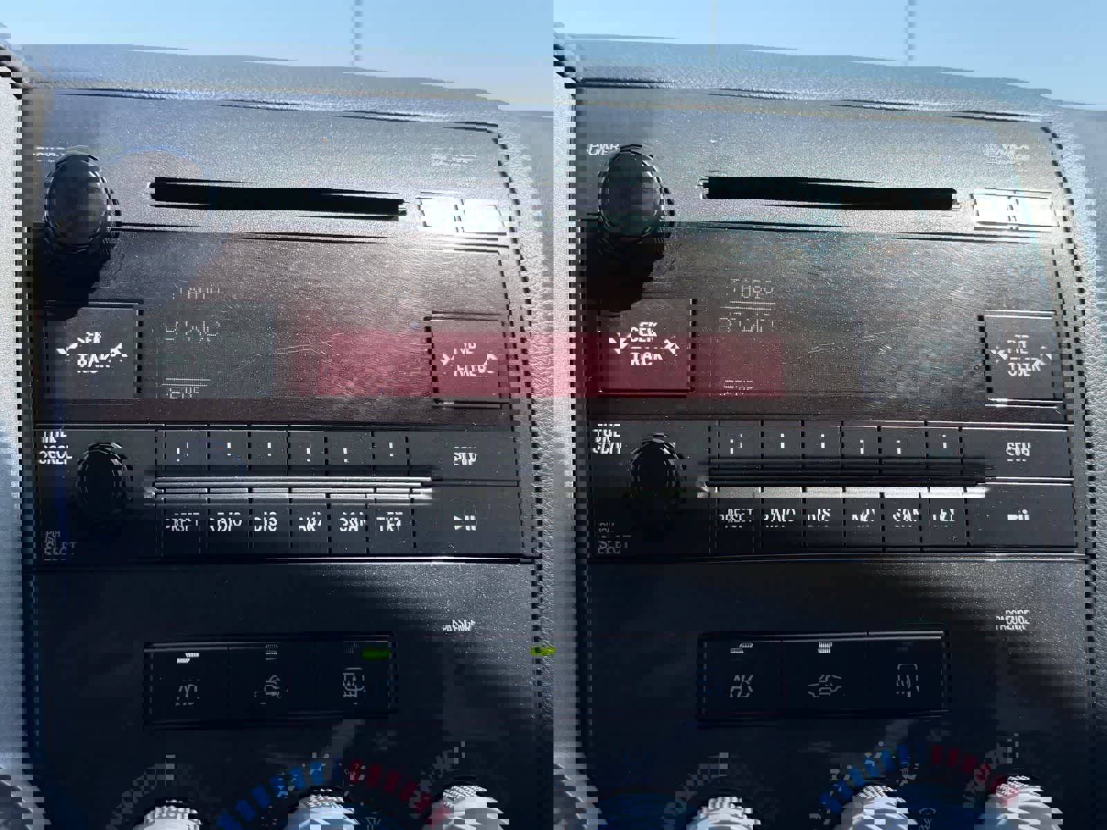 Used 2013 Toyota Tundra 2WD Double Cab w/ Tow Pkg image 23