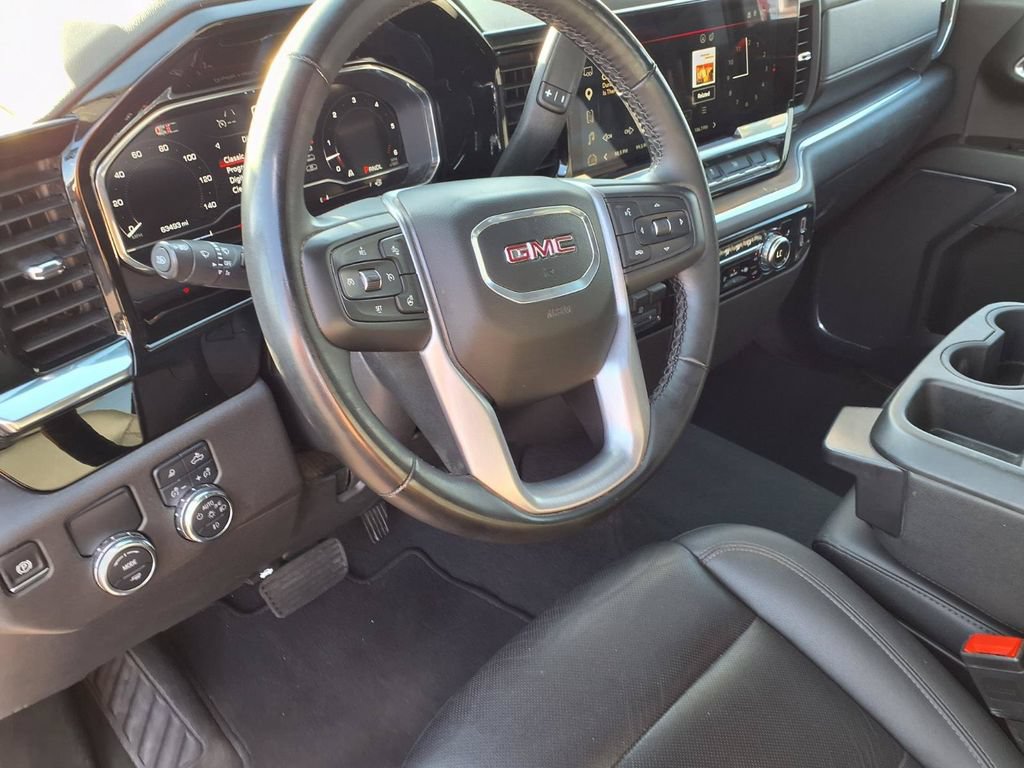 Used 2025 GMC Sierra 1500 SLT RWD image 16