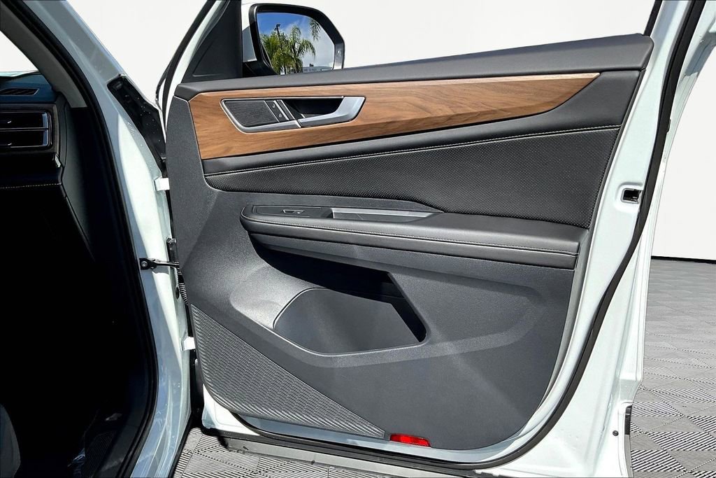 New 2026 Volkswagen Atlas SE image 28