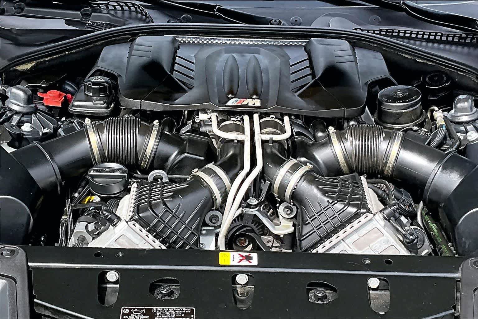 Used 2013 BMW M5 RWD image 9