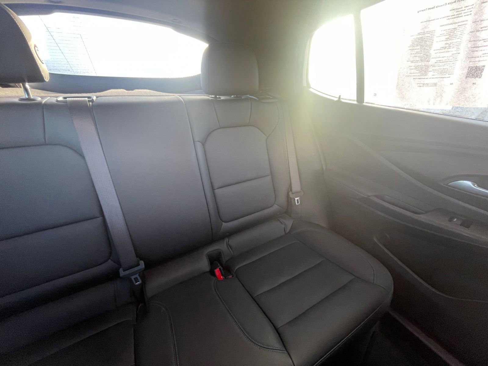 Used 2025 Buick Envista Sport Touring image 32