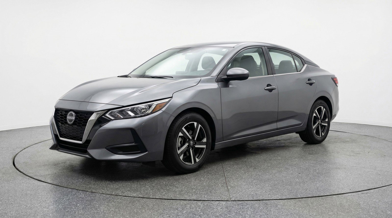 Used 2025 Nissan Sentra SV image 3