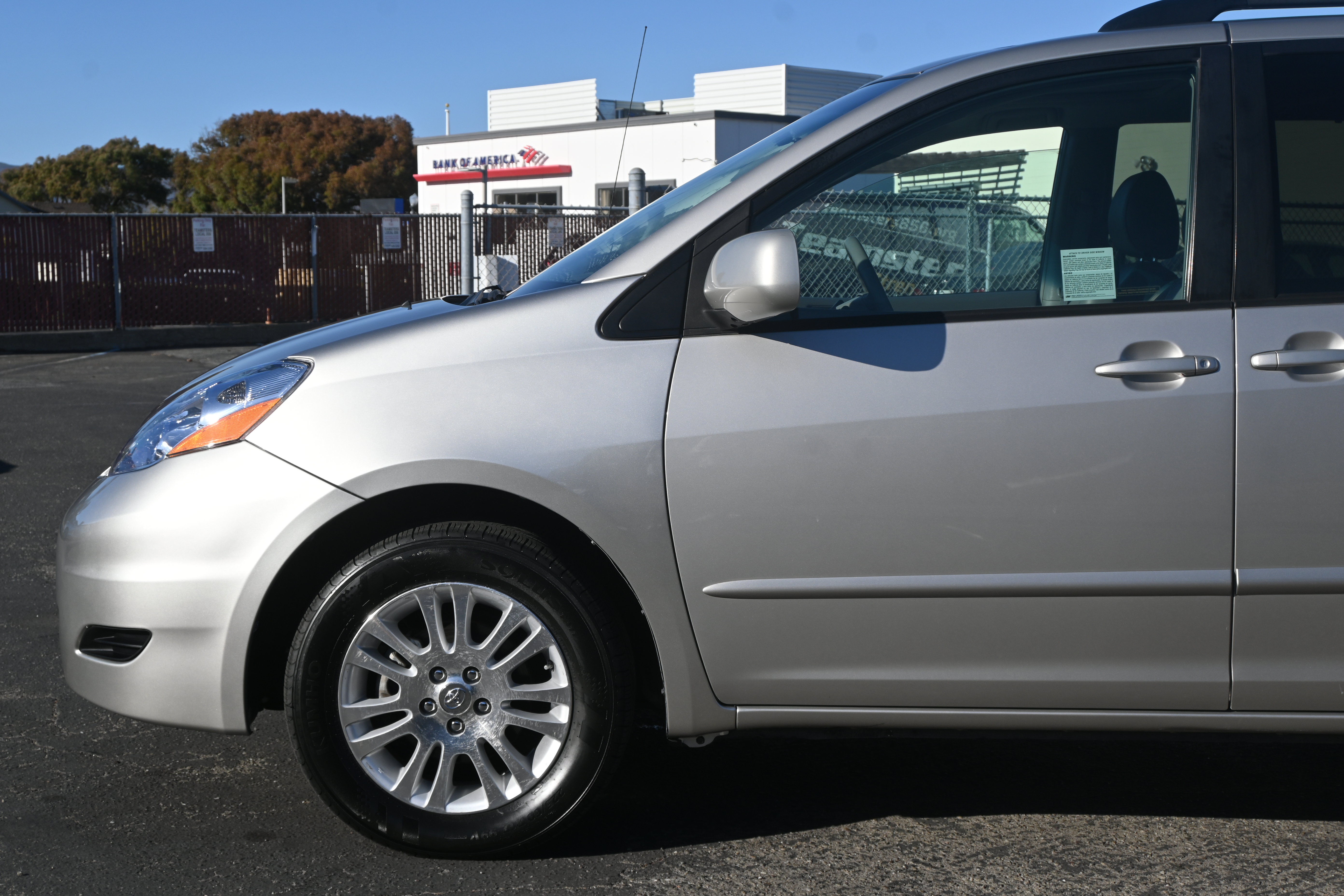 Used 2010 Toyota Sienna AWD image 10