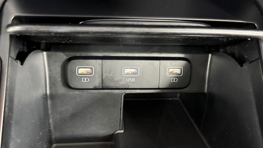 Used 2022 Kia Sorento S AWD/4WD image 27