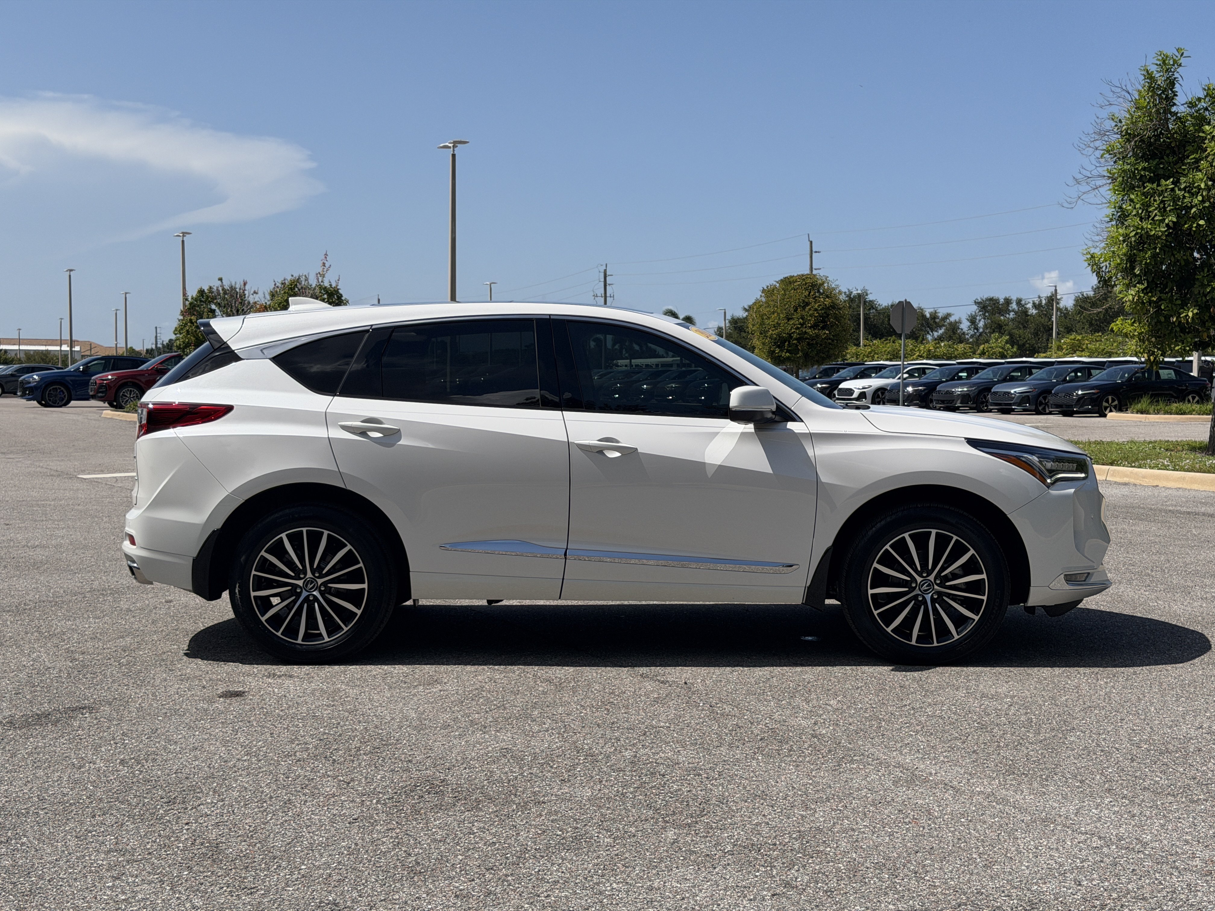 Used 2026 Acura RDX w/ Advance Package AWD/4WD image 8