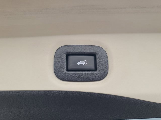 Used 2020 Nissan Rogue SV image 13