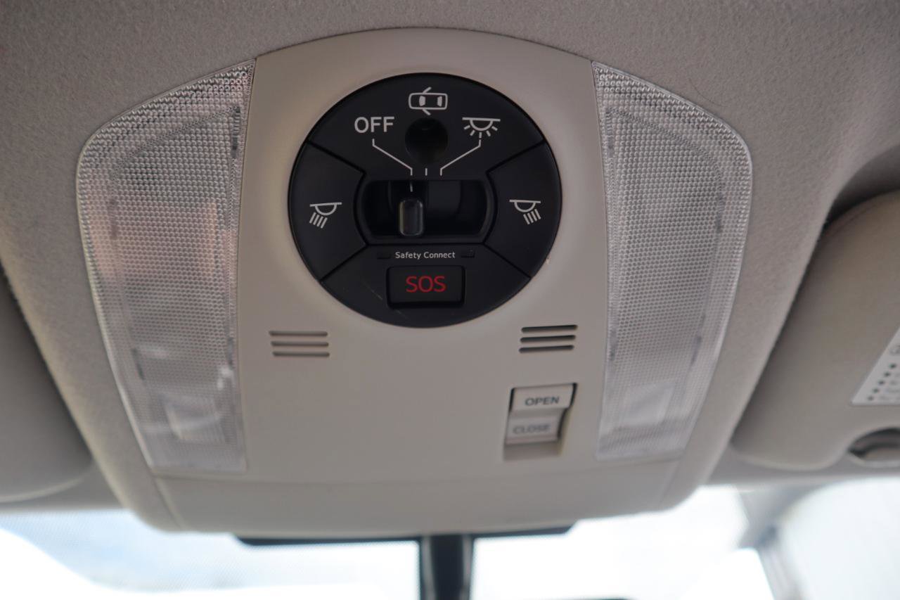 Used 2015 Toyota Prius Four w/ Deluxe Solar Roof Package image 93