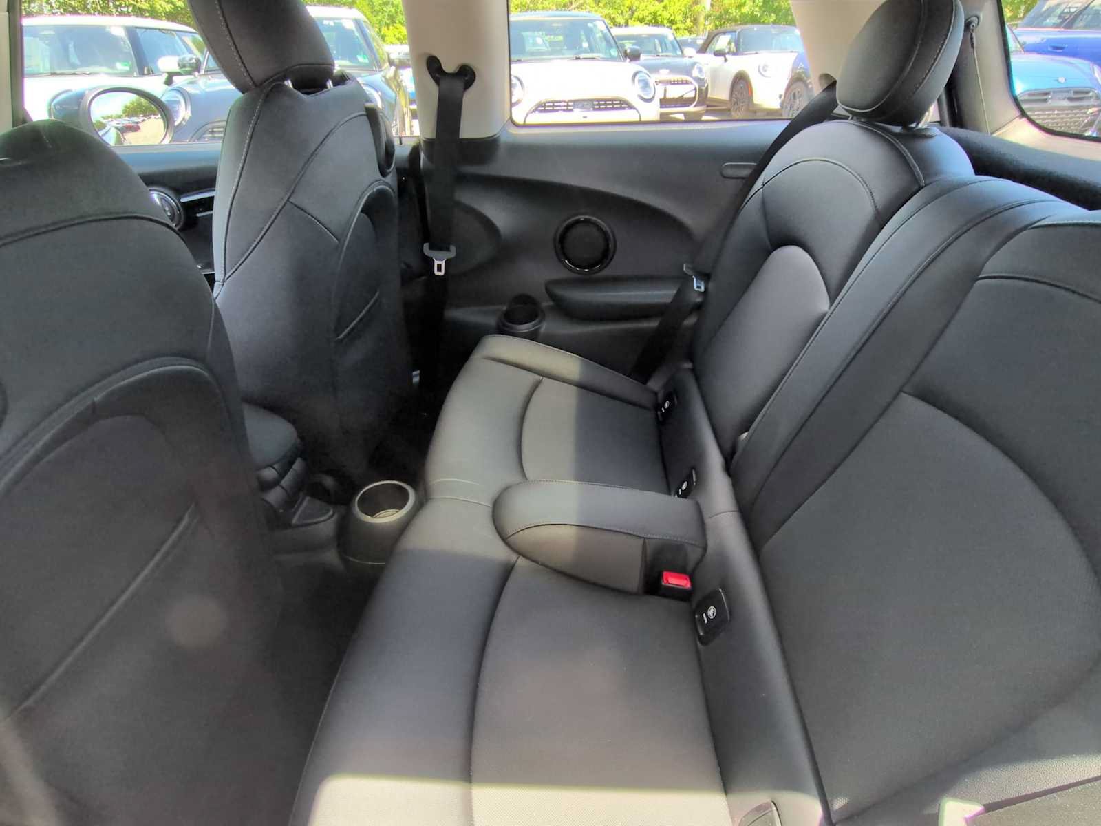 Certified 2024 MINI Cooper S FWD image 21
