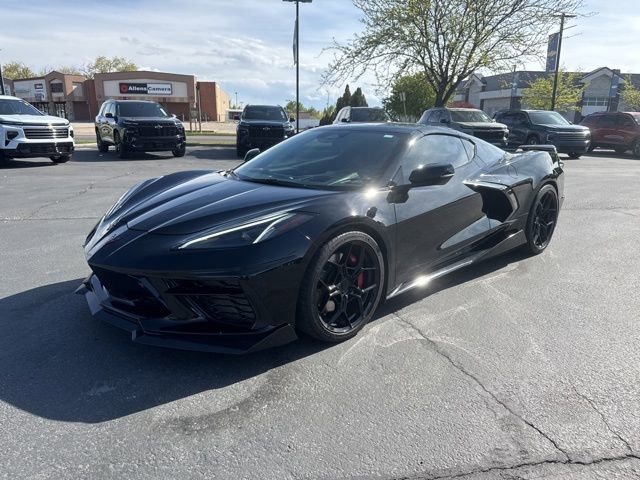 Used 2024 Chevrolet Corvette Stingray Premium Cpe w/ Z51 Performance Package RWD image 3