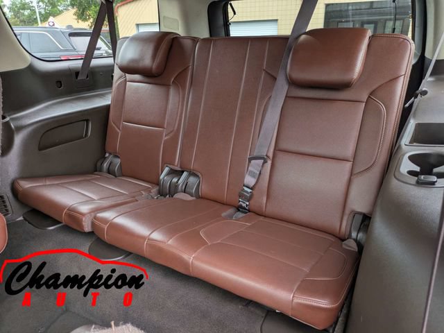 Used 2016 Chevrolet Suburban LTZ RWD image 18