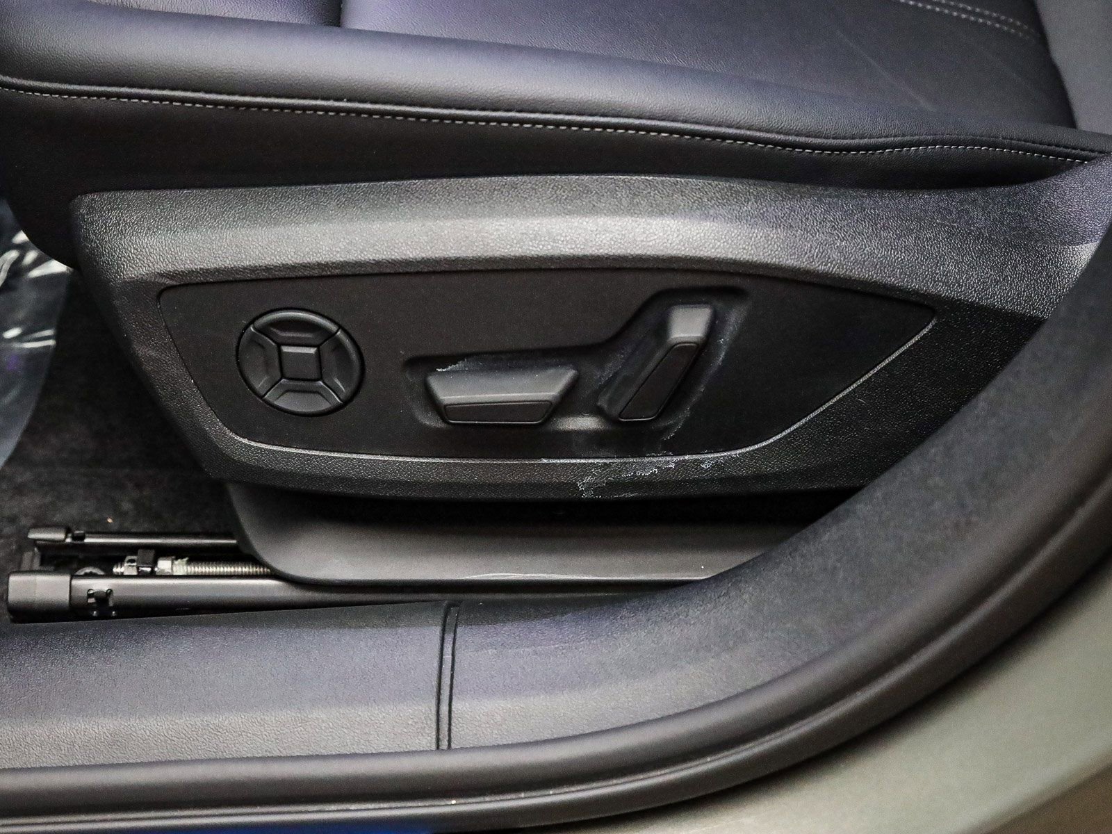 Certified 2025 Audi A5 2.0T Premium w/ Convenience Package image 22