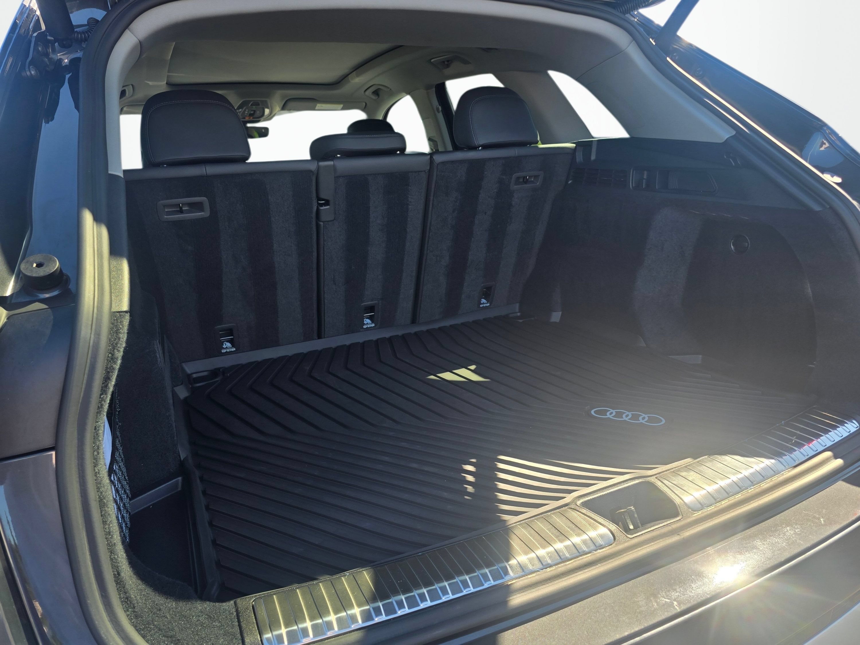 Certified 2025 Audi Q5 Premium w/ Premium Plus AWD/4WD image 21