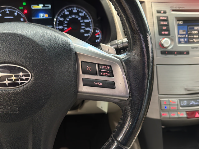 Used 2013 Subaru Outback 2.5i Limited w/ Moonroof Pkg AWD/4WD image 26