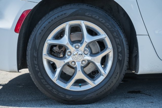 Used 2019 Chrysler Pacifica Limited FWD image 26