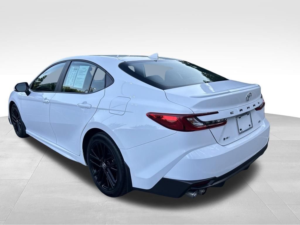 Certified 2025 Toyota Camry SE w/ Convenience Package FWD image 3