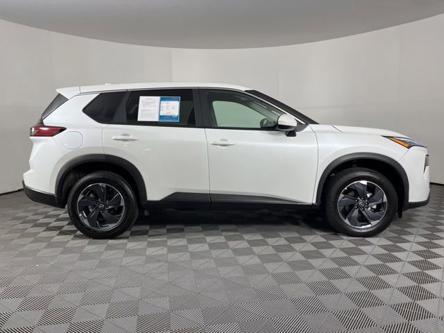 Used 2024 Nissan Rogue SV FWD image 13