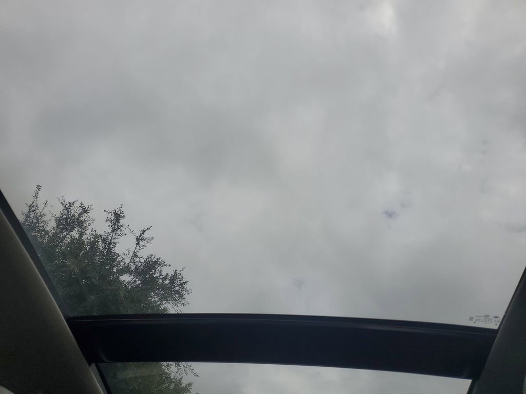 Used 2023 INFINITI QX50 Sensory image 37