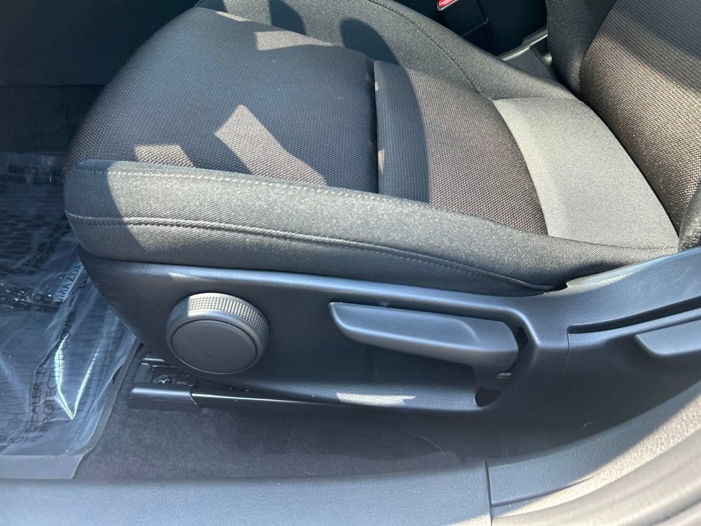 Used 2025 MAZDA MAZDA3 s FWD image 16