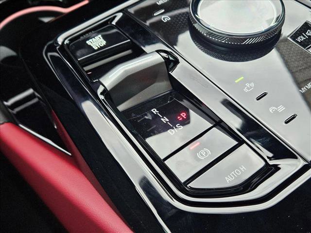 Used 2026 BMW 530i w/ Premium Package image 14