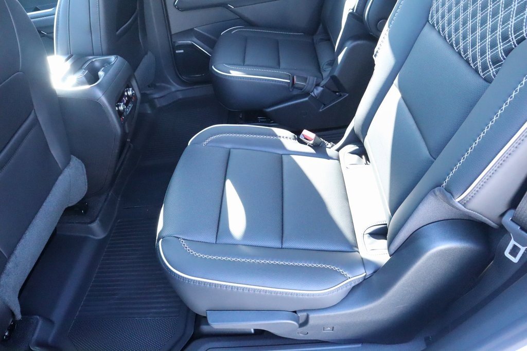 New 2026 GMC Acadia Denali w/ Super Cruise Package image 12