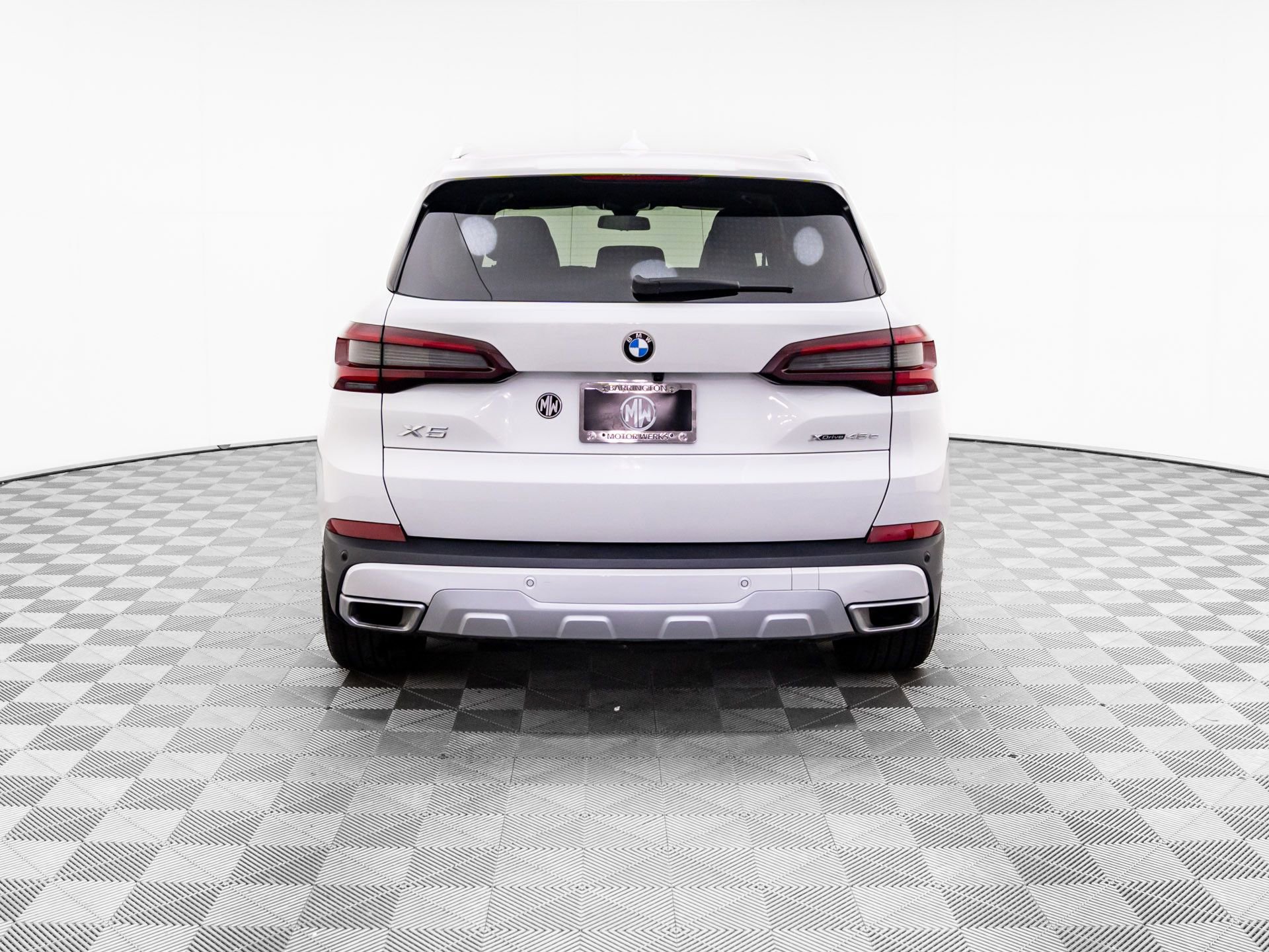 Used 2021 BMW X5 xDrive45e w/ Executive Package image 5