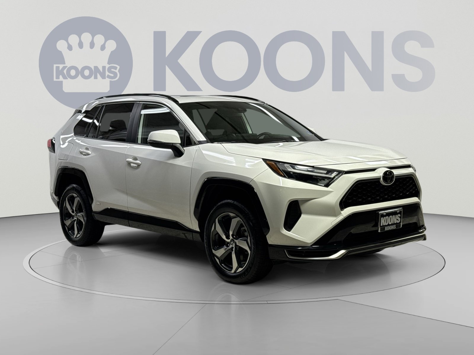 Used 2025 Toyota RAV4 SE w/ Weather & Moonroof Package AWD/4WD image 22