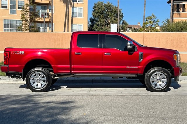 Used 2017 Ford F250 Platinum w/ Platinum Ultimate Package image 3