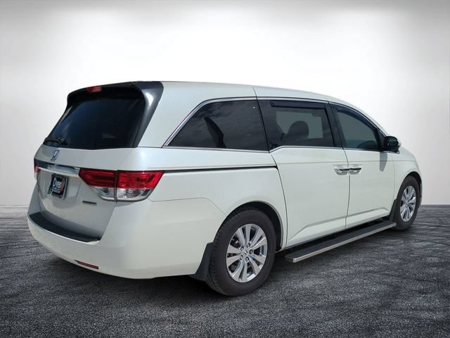 Used 2017 Honda Odyssey SE image 4