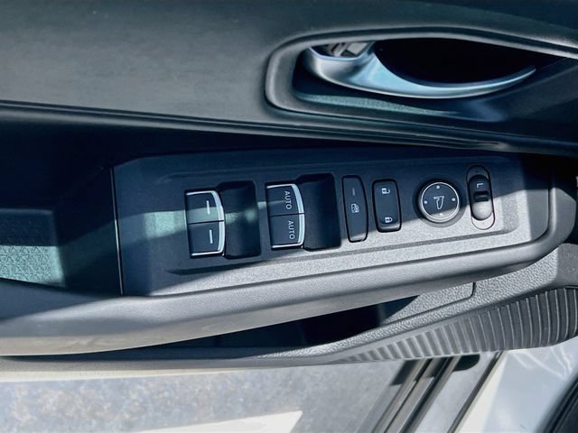 Used 2025 Honda Accord SE image 12