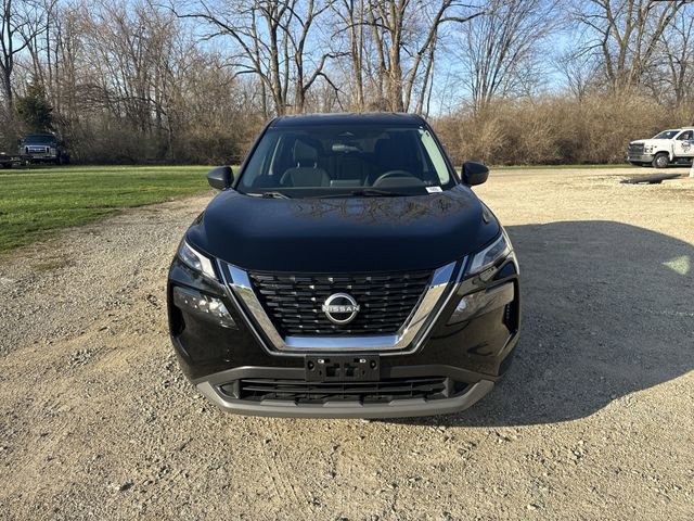 Used 2023 Nissan Rogue S image 4