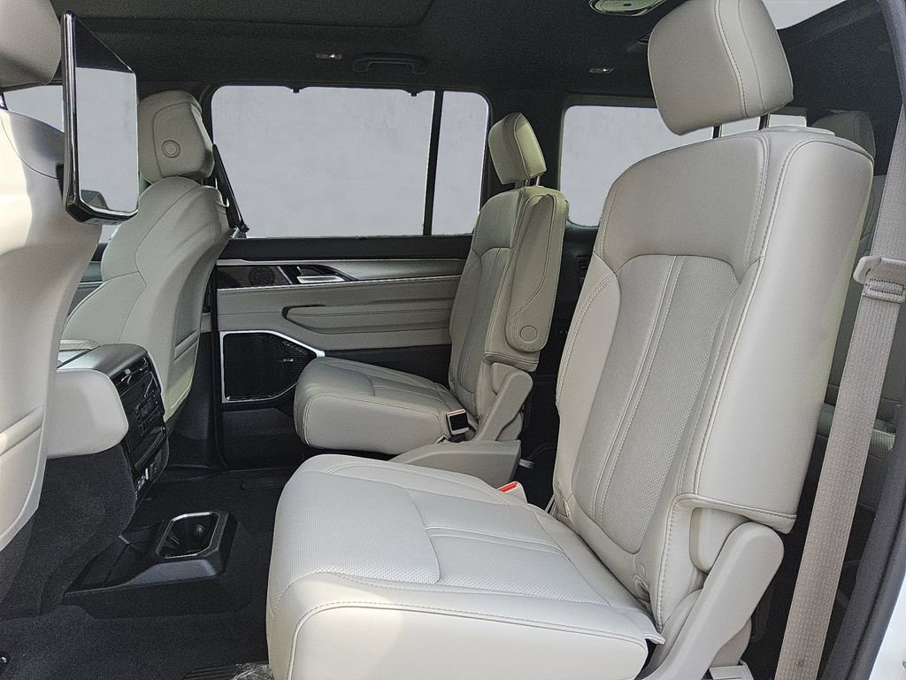 New 2026 Jeep Grand Wagoneer L Limited image 13