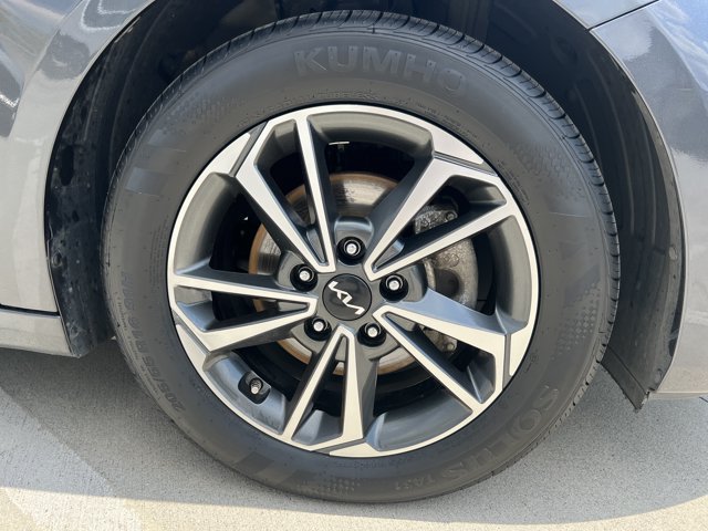 Certified 2024 Kia Forte LXS w/ LXS Technology Package FWD image 13