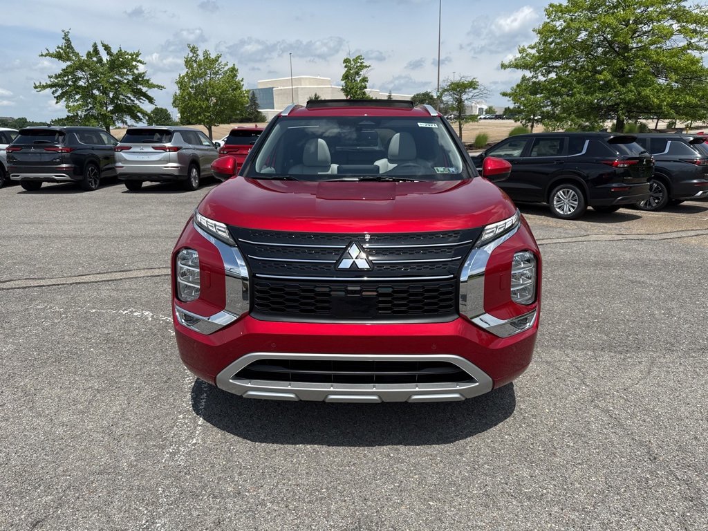 New 2025 Mitsubishi Outlander SEL image 15