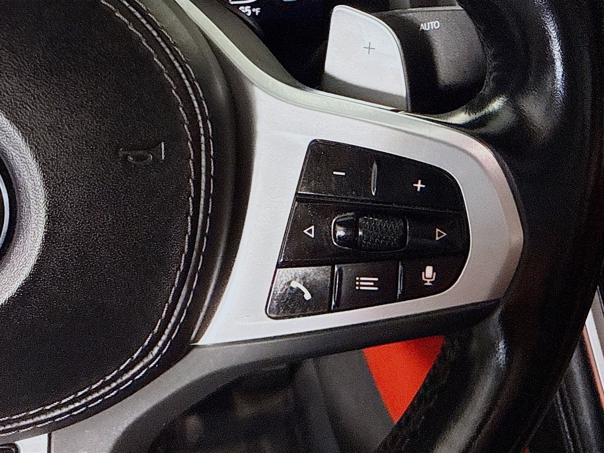 Used 2023 BMW 840i Convertible w/ Comfort Seating Package image 15