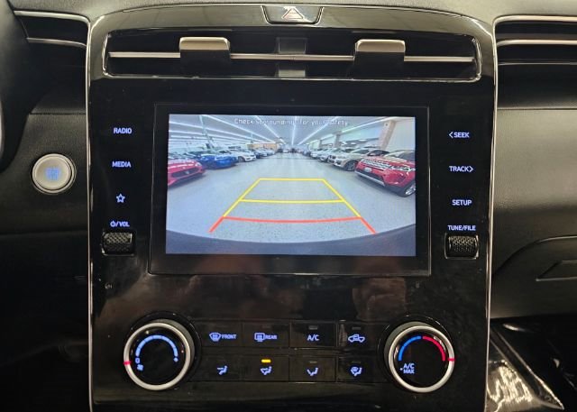 Used 2022 Hyundai Santa Cruz SEL image 17