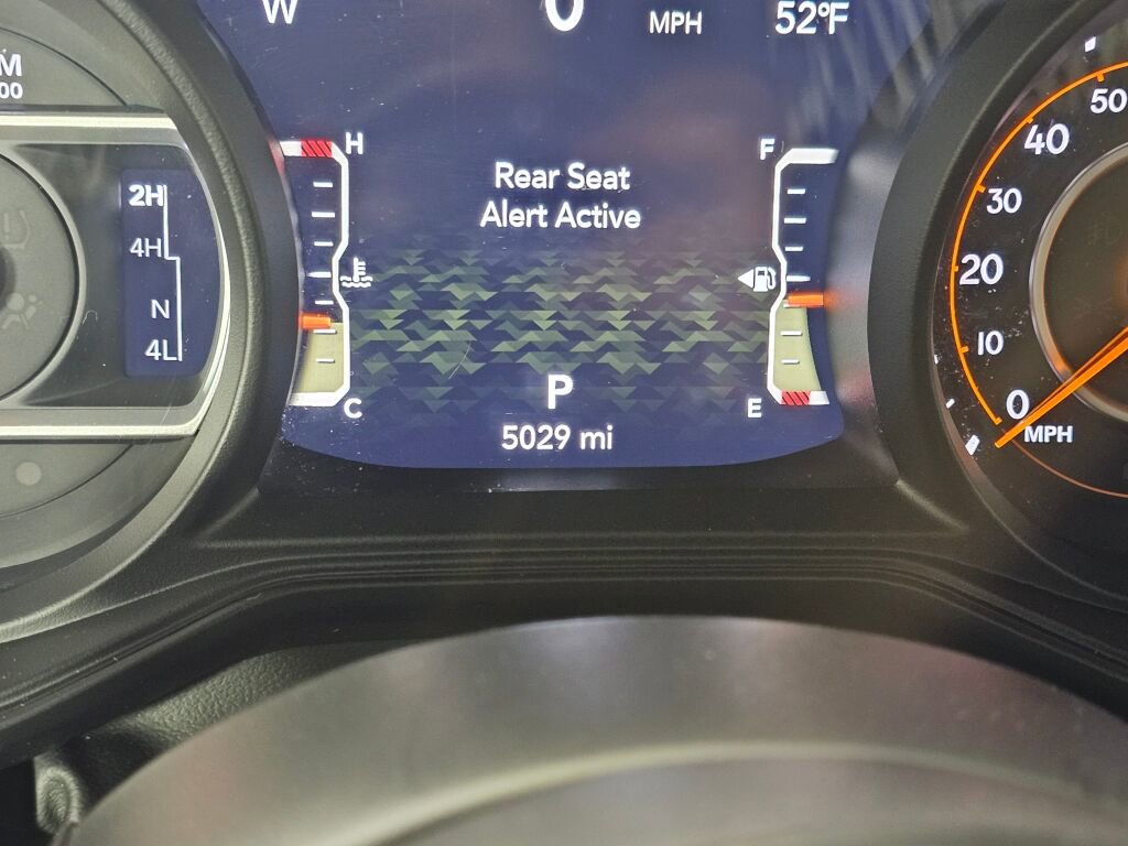 Used 2025 Jeep Gladiator Rubicon w/ Safety Group image 25