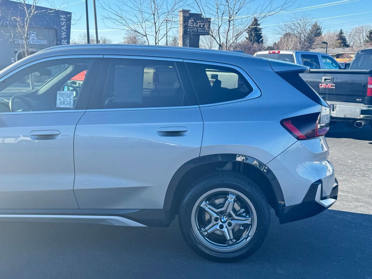 Used 2025 BMW X1 xDrive28i image 9