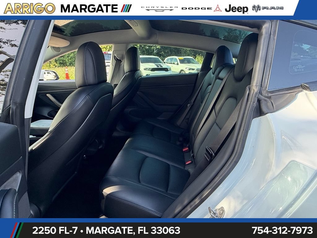Used 2021 Tesla Model 3 Standard Range Plus RWD image 11