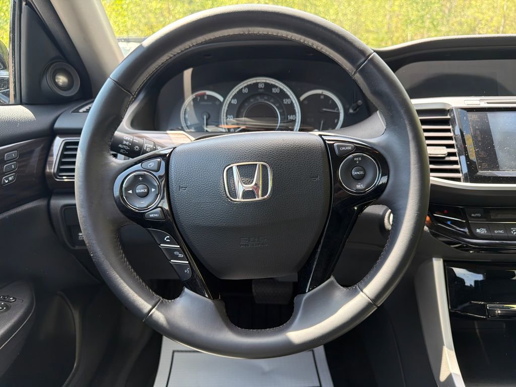 Used 2016 Honda Accord EX-L image 17