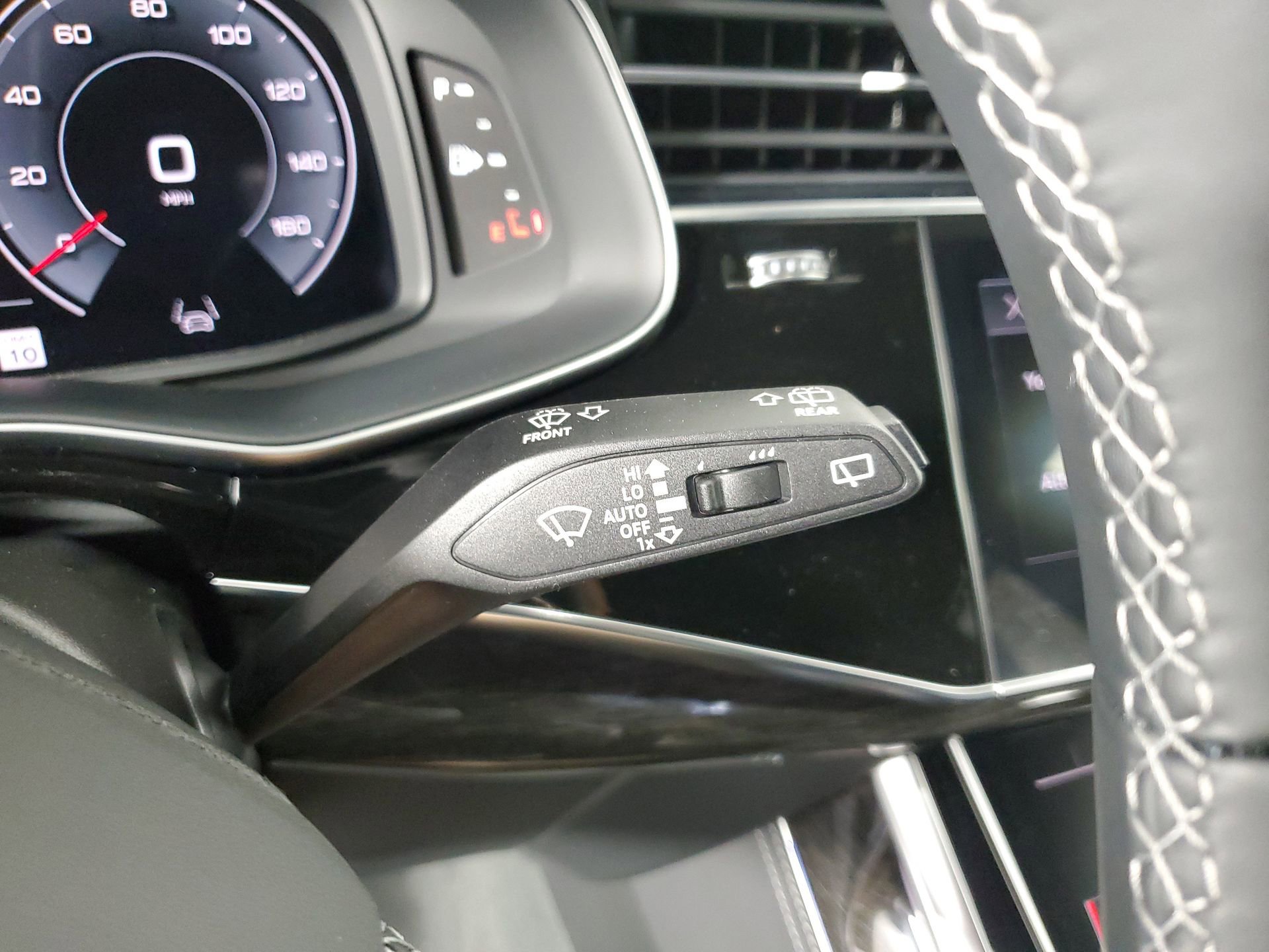 New 2026 Audi Q8 Premium Plus image 34