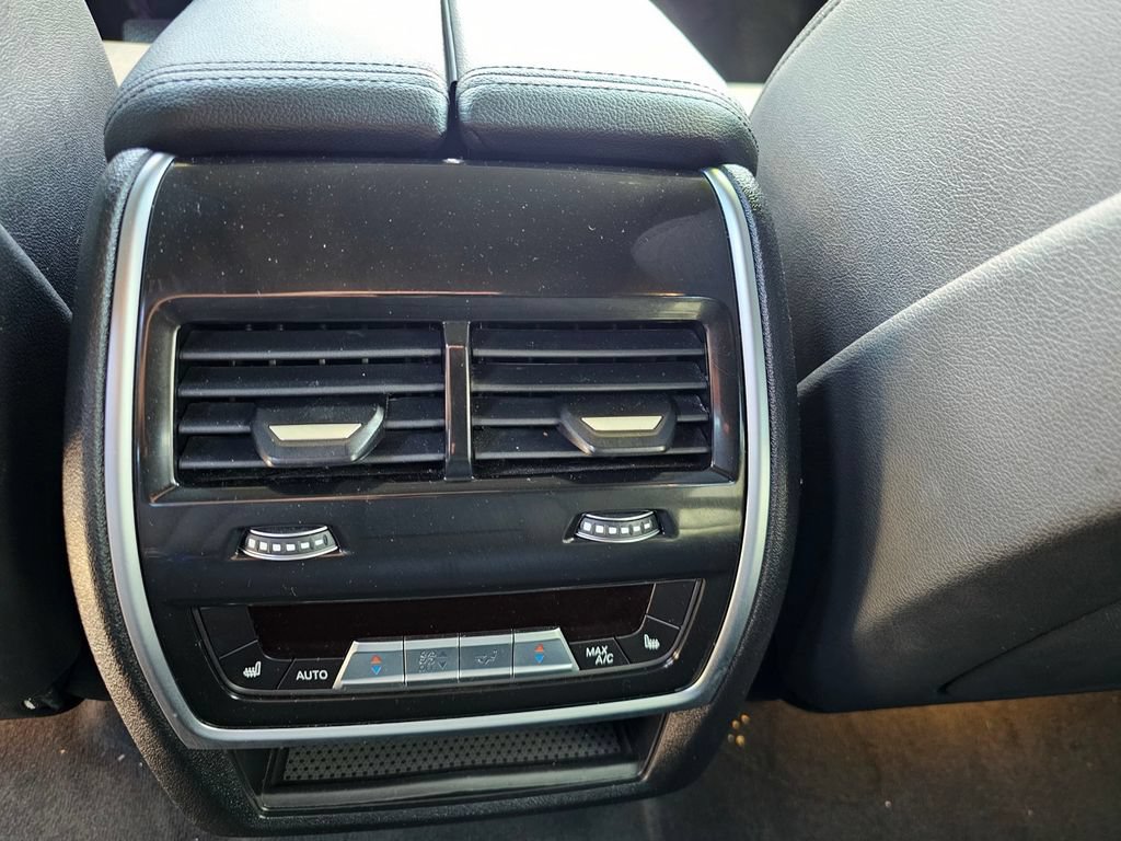Used 2022 BMW X5 xDrive40i w/ Climate Comfort Package AWD/4WD image 21